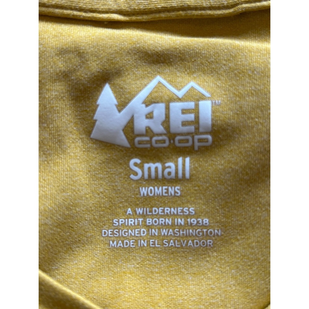 REI Coop Women's Stretch T Shirt Yellow Scoop Neck Gorpcore Outdoor Hiking Sz S - Picture 5 of 6